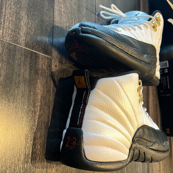 Air Jordan 12 Retro ‘Taxi’ 2013 - Picture 5 of 6